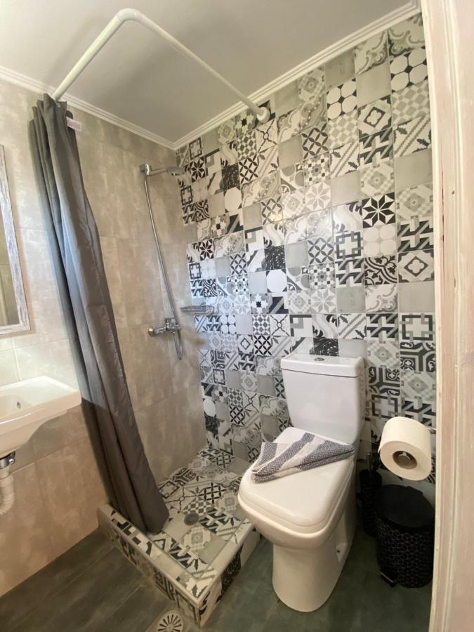 Roxani Studios-Apartments Петра Екстериор снимка
