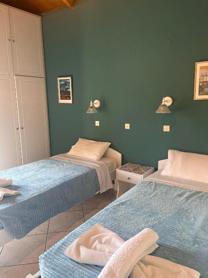 Roxani Studios-Apartments Петра Екстериор снимка