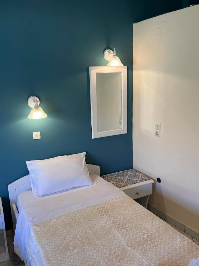 Roxani Studios-Apartments Петра Екстериор снимка
