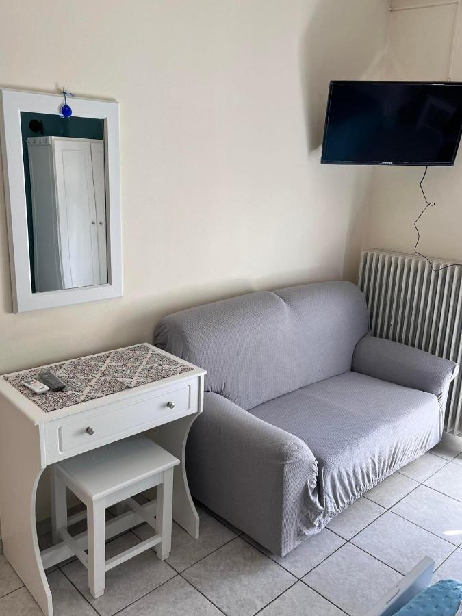 Roxani Studios-Apartments Петра Екстериор снимка