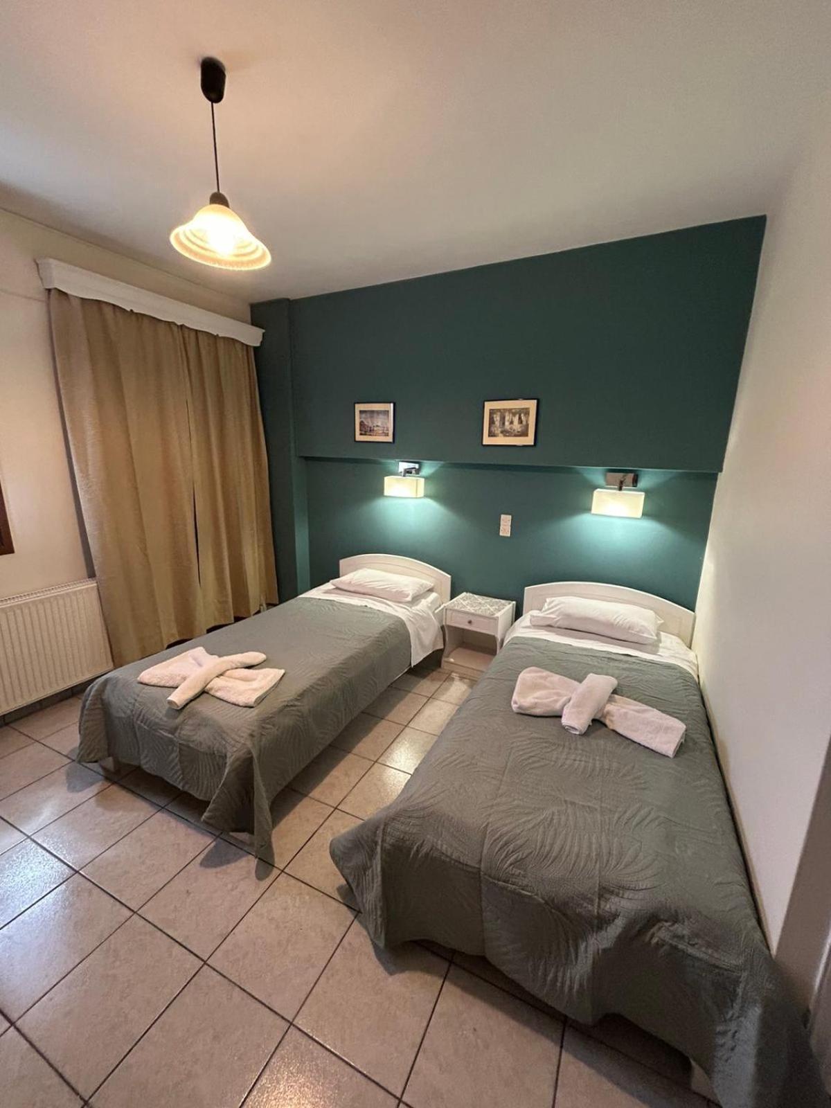 Roxani Studios-Apartments Петра Екстериор снимка